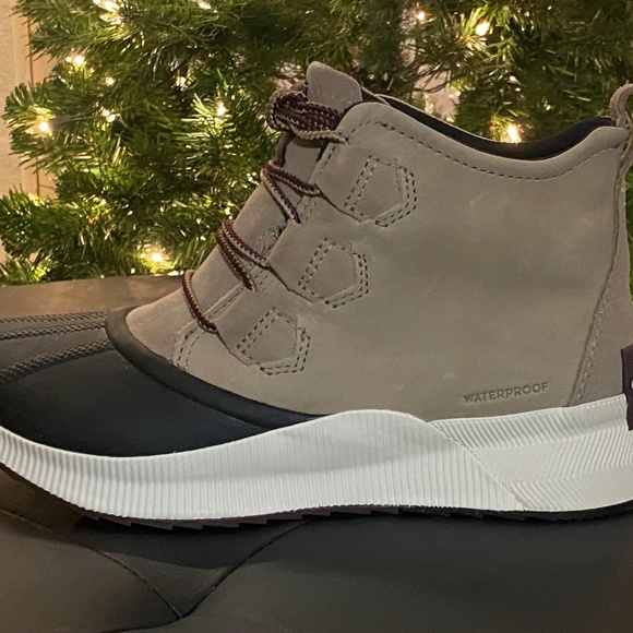 Sorel Boots/Booties - Out N About III - Picture 3 of 8